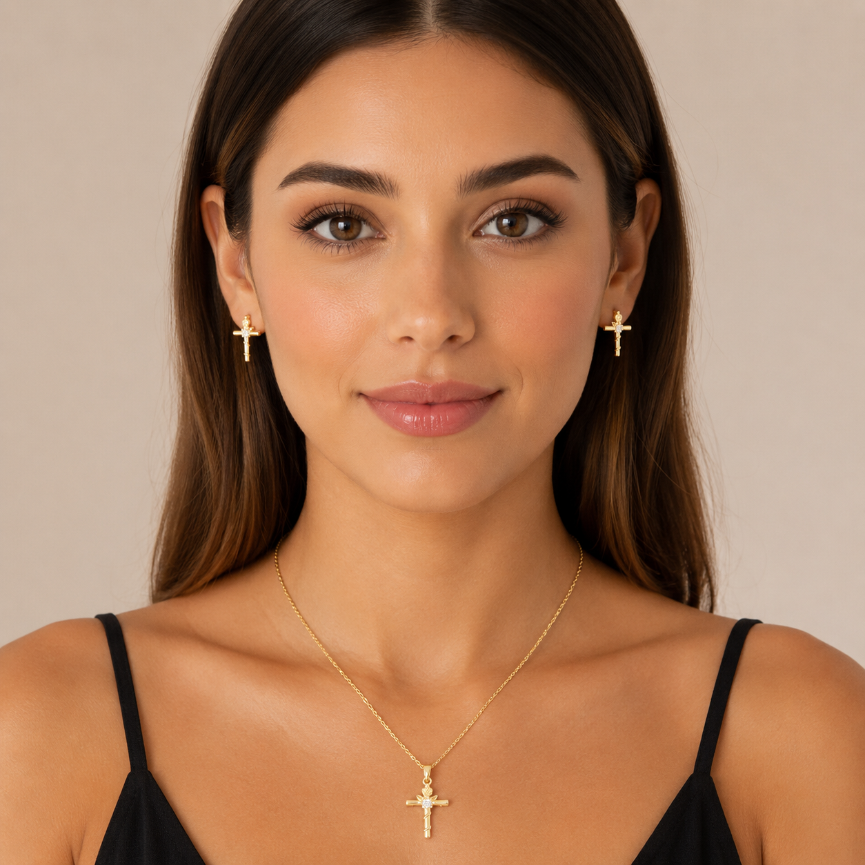 Juego Collar y Aretes de Cruz en Chapa de Oro 18r